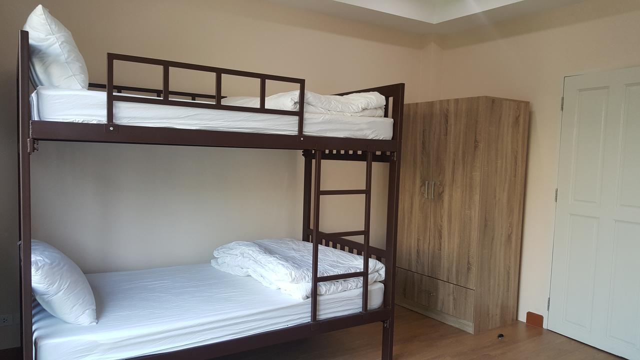 Small Space Cafe & Hostel 방콕 외부 사진