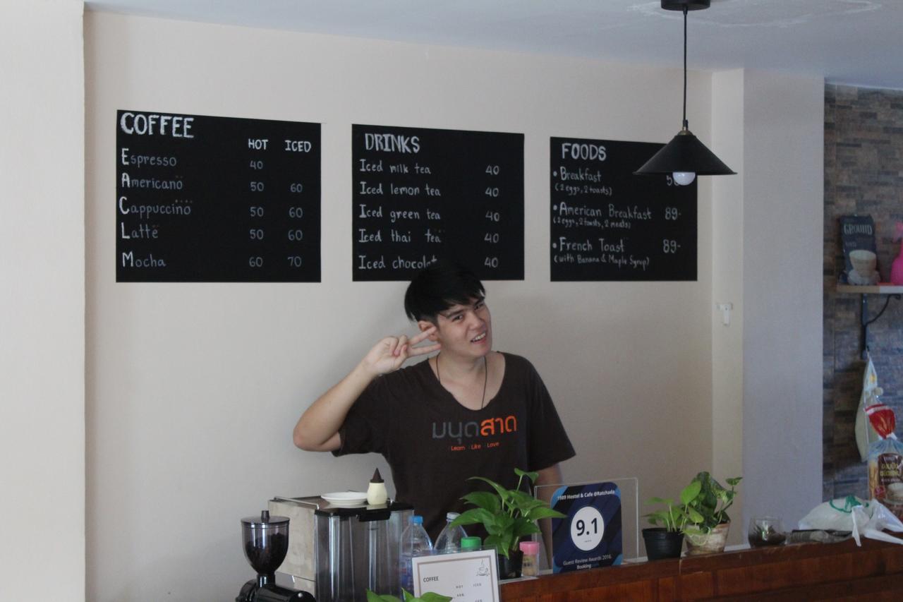 Small Space Cafe & Hostel 방콕 외부 사진