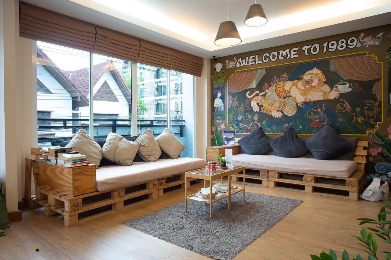 Small Space Cafe & Hostel 방콕 외부 사진